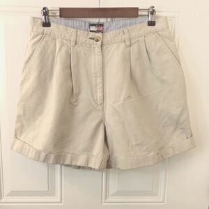 Tommy Hilfiger khaki pleated four pocket shorts with cuffs
